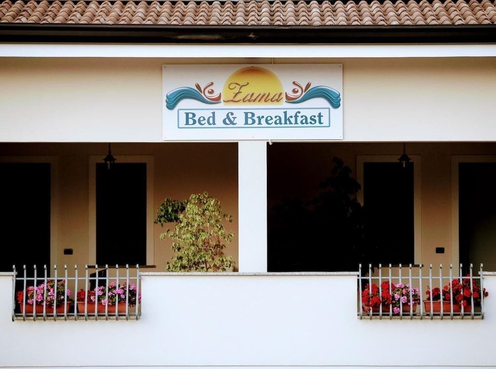 Zama Bed&Breakfast3