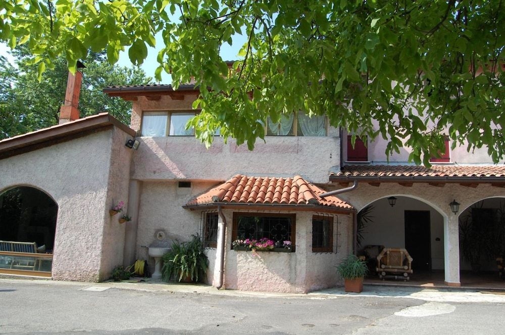 B&B Four Winds3