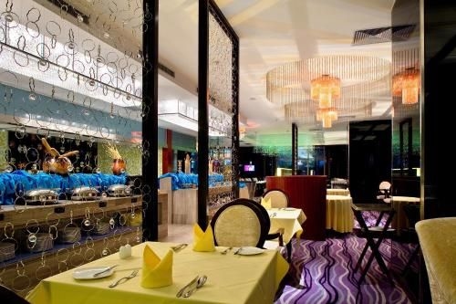 โรงแรมวิชั่น (Vision Hotel)1