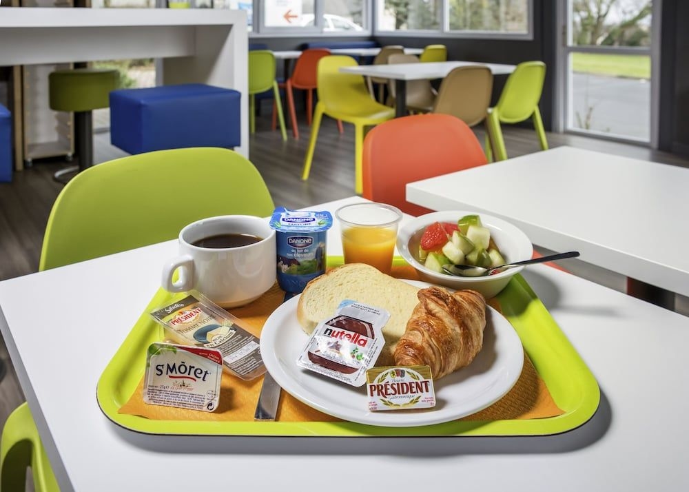 Ibis Budget Caen Memorial3