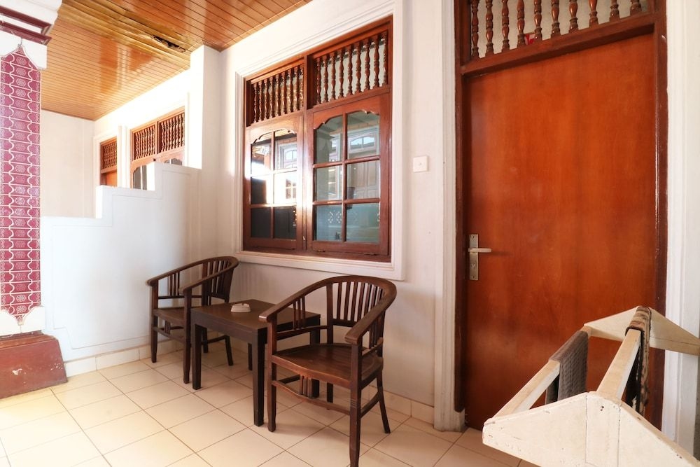 Taman Mekar Beach Inn4