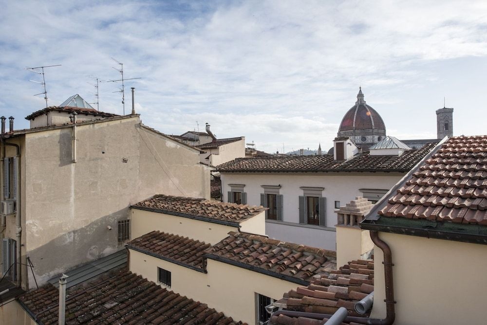 Cavour1