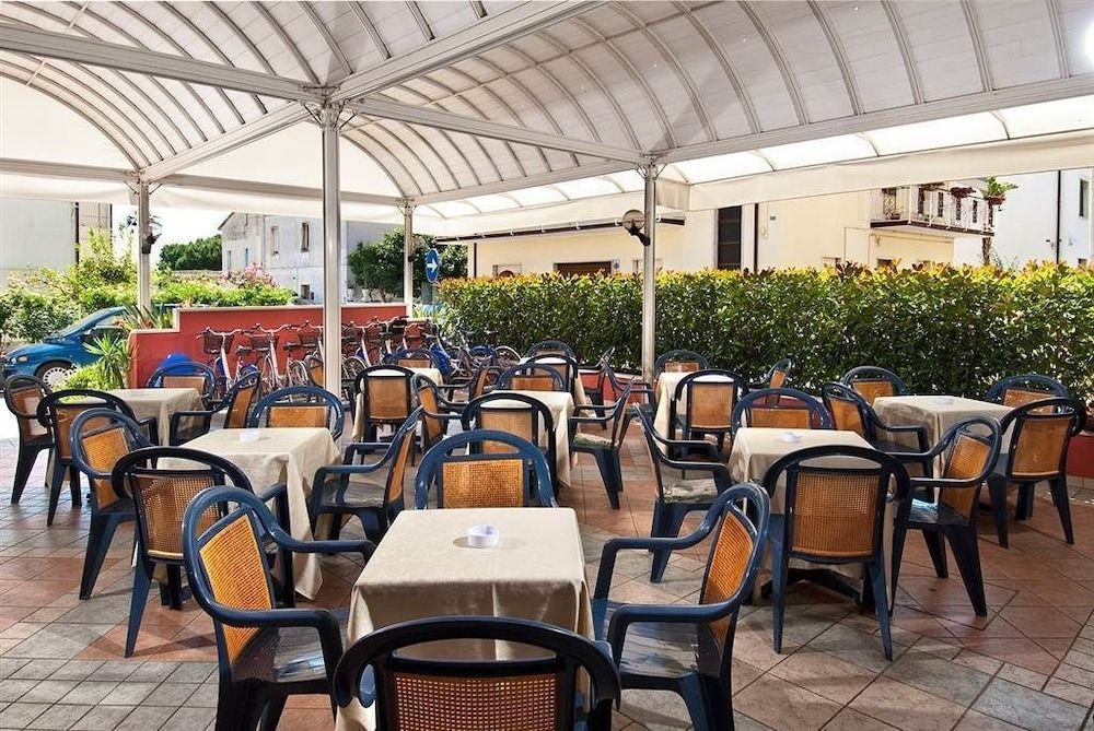 Hotel Europa0