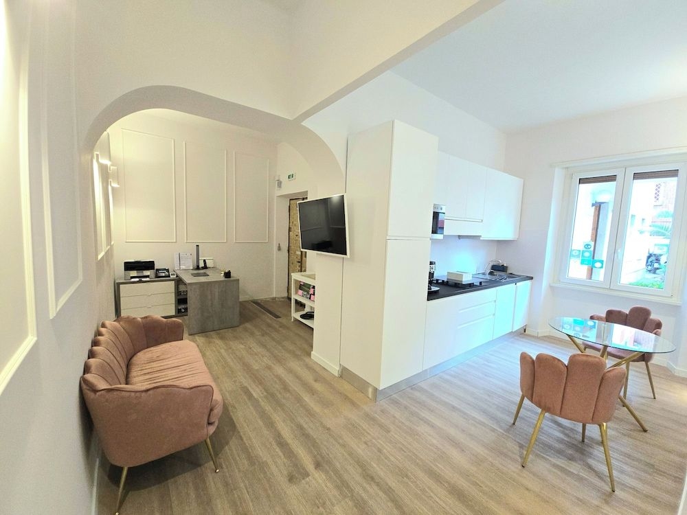 Aurelia Garden Rooms4