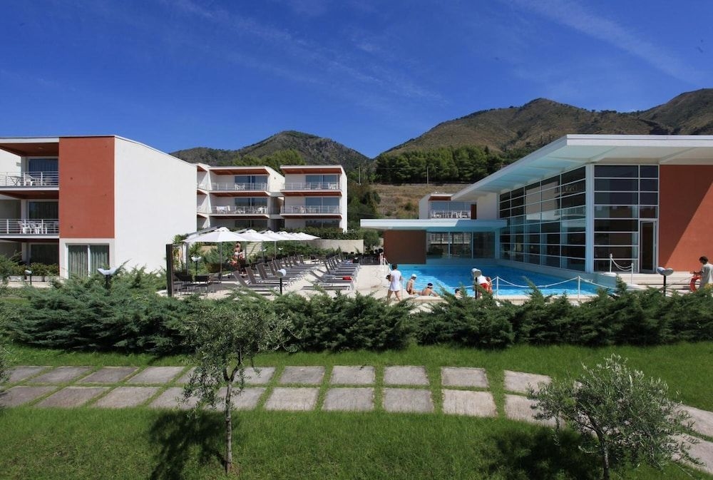 Sporting Club Resort1