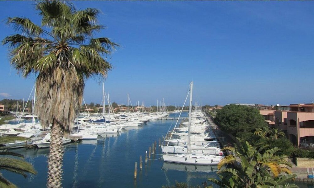 Baia Dei Delfini0