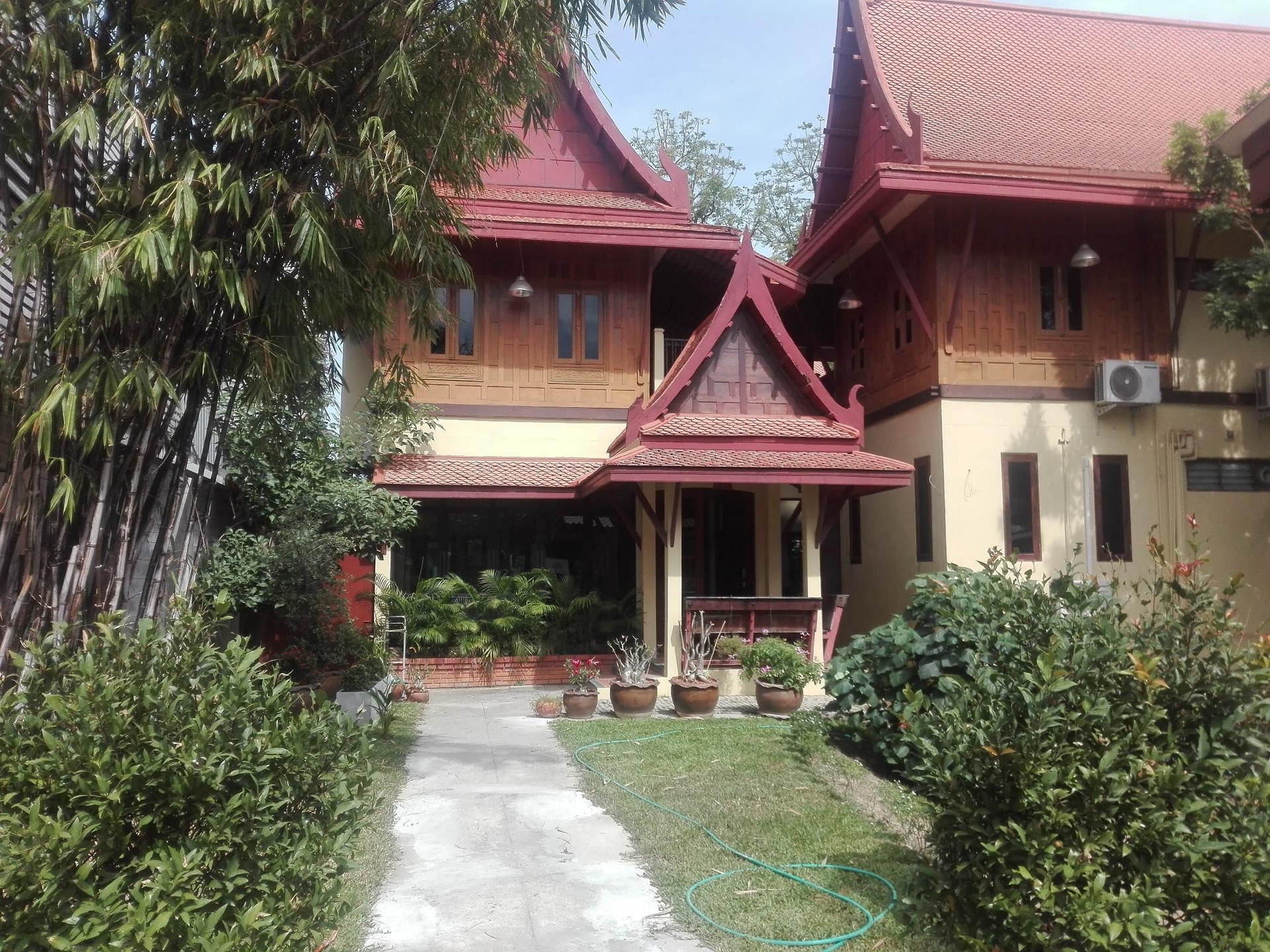 บ้านหลวงชำนิฯ (Luang Chumni Village)0