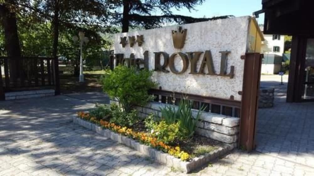 Royal Suite1