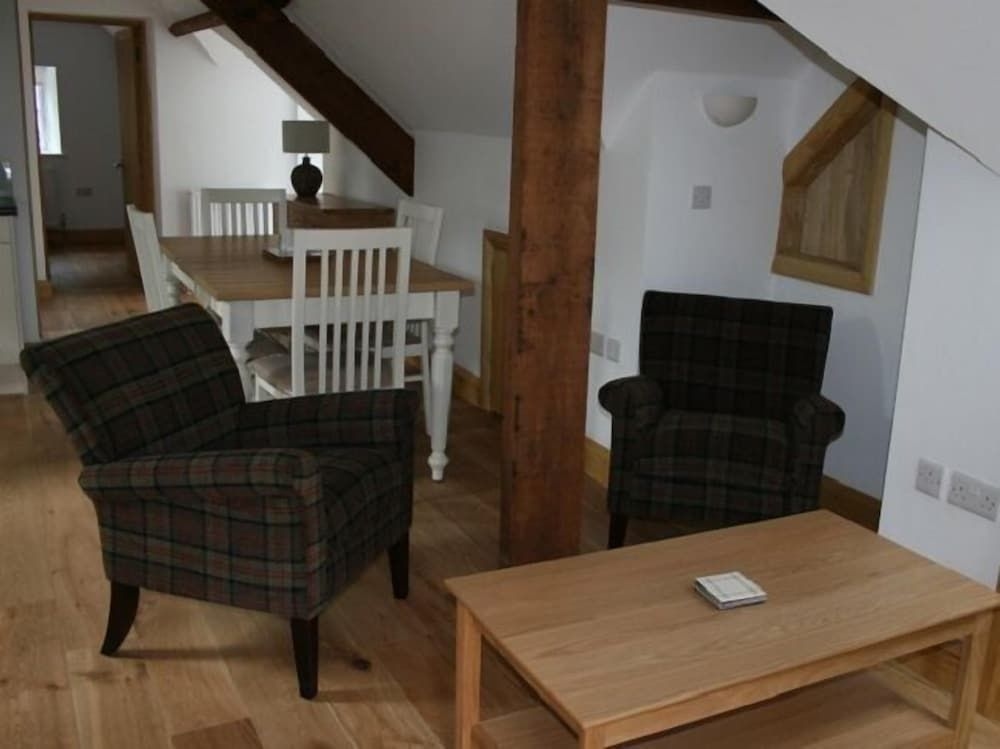 Glen Lodge2