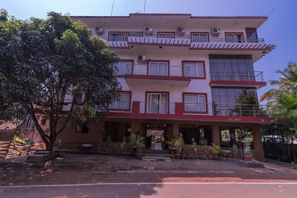 Hotel Nova De Goa0