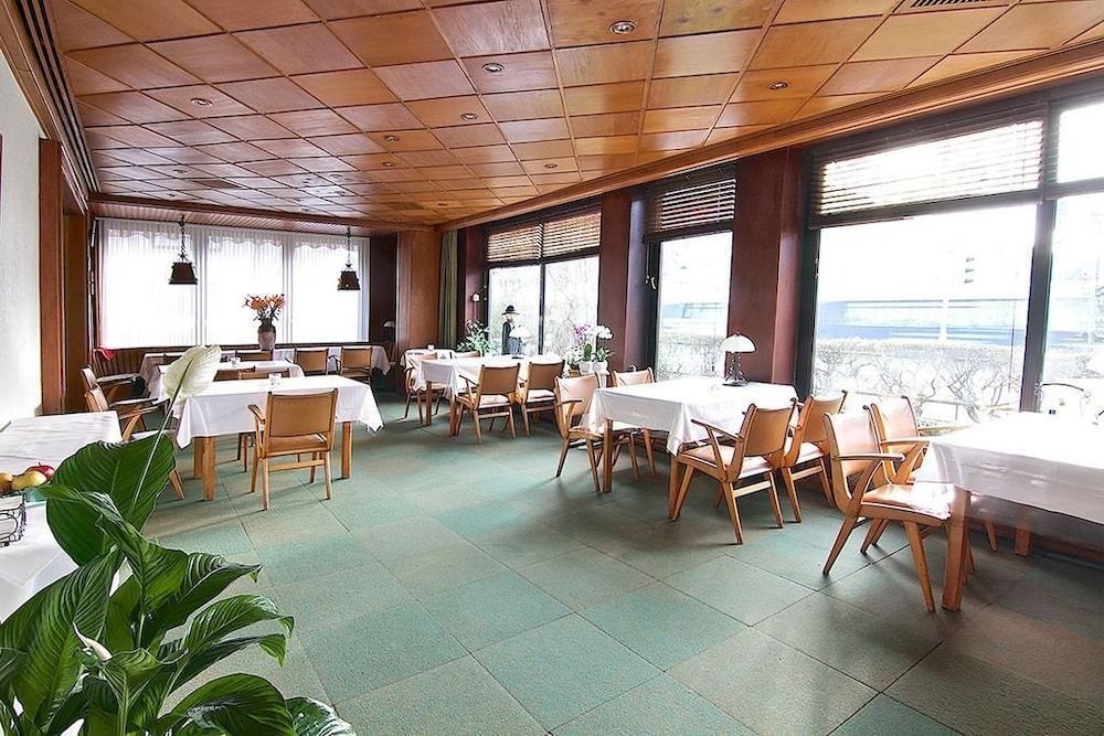 Hotel Schonfeld3