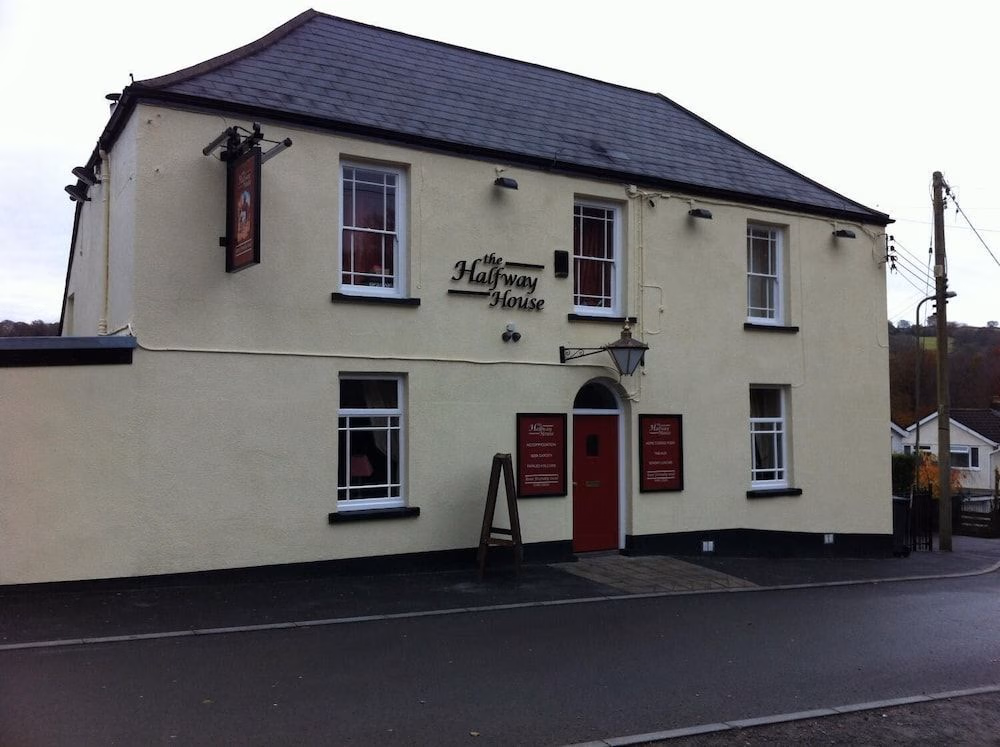 Halfway House2