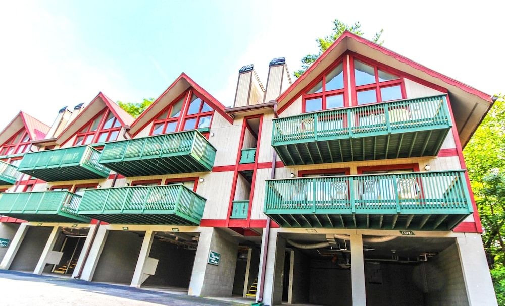 Alpine Crest Resort0