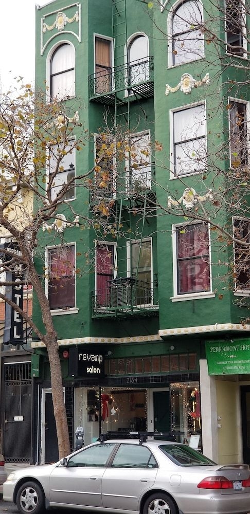 Perramont Hotel1