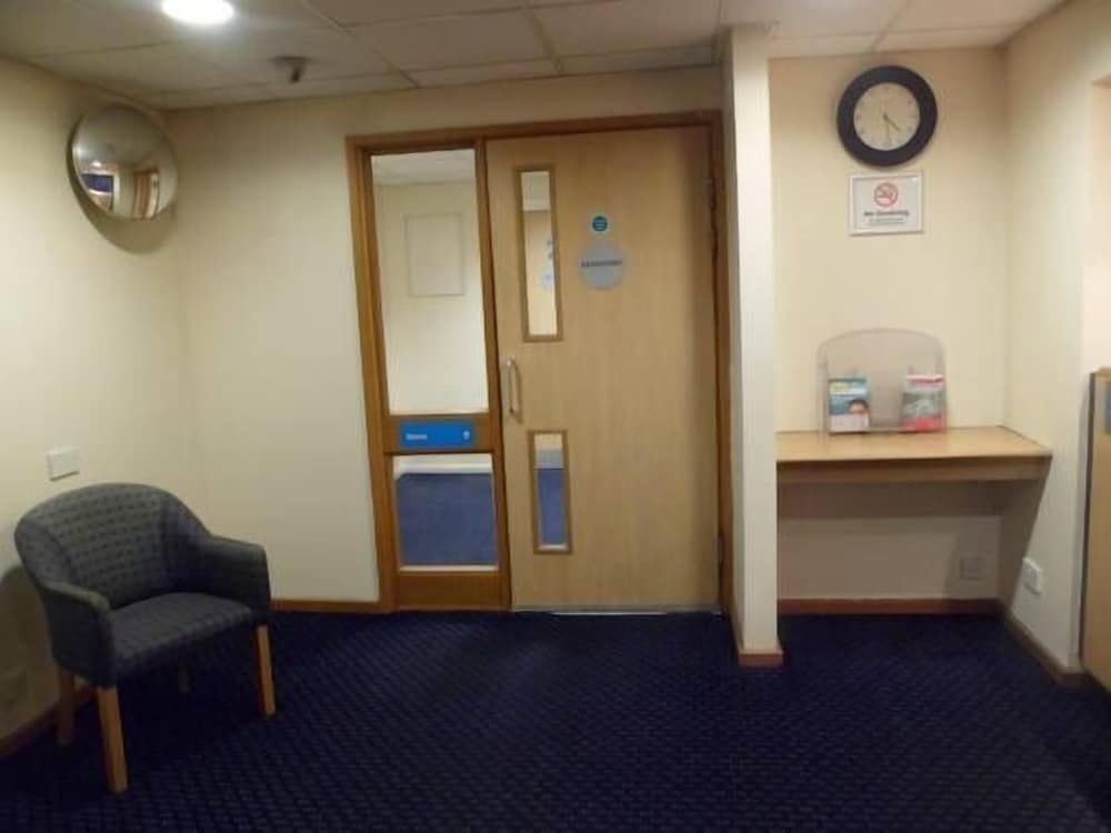 Metro Inns Huddersfield4