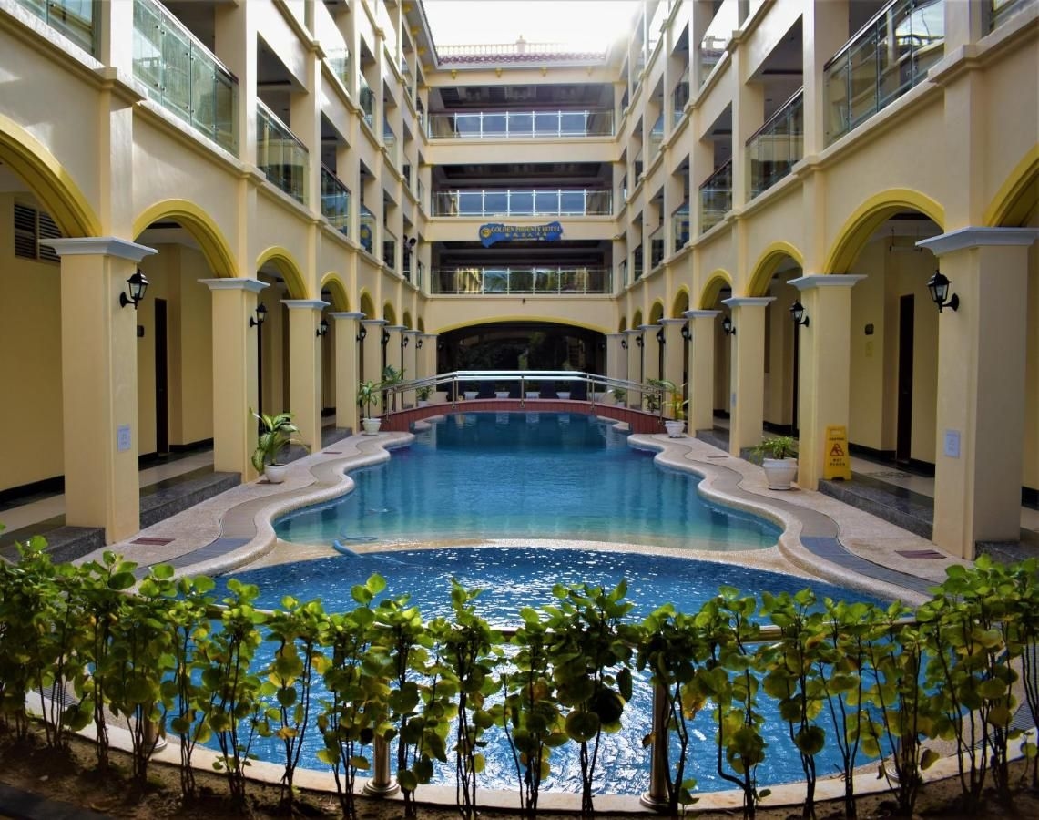 Golden Phoenix Hotel1