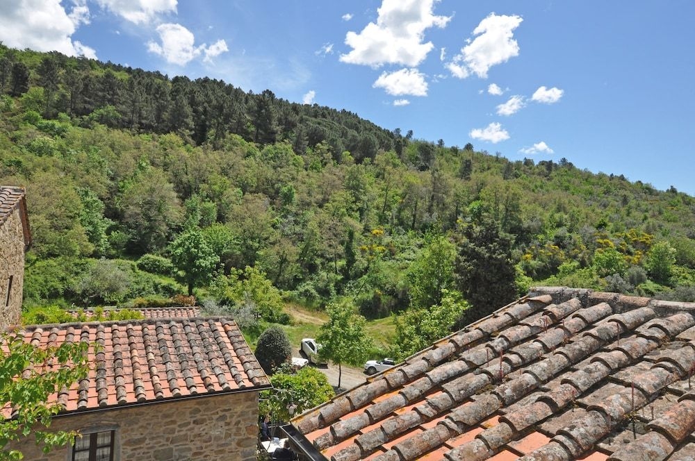 Borgo Elena1