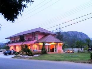 Nam Talay Resort1