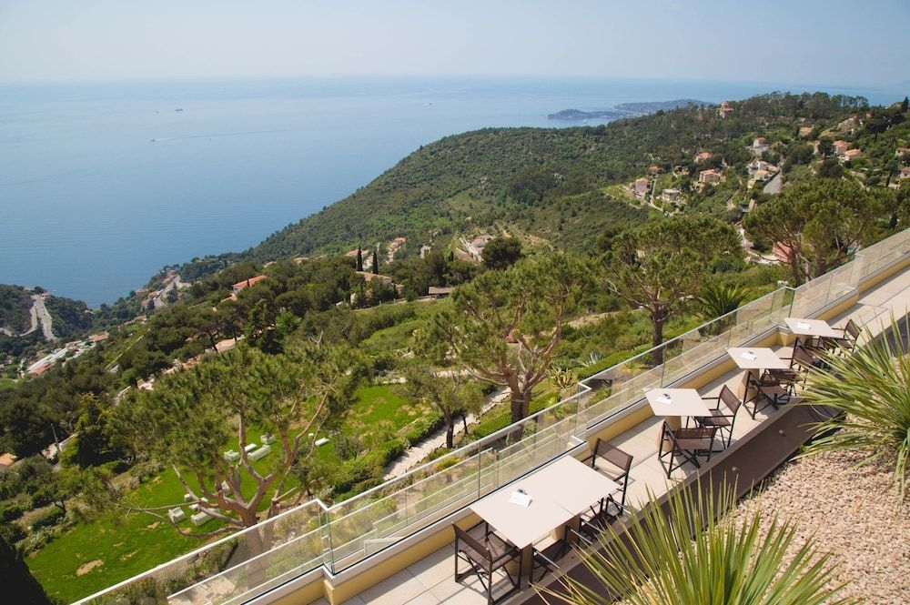 Les Terrasses d'Eze0
