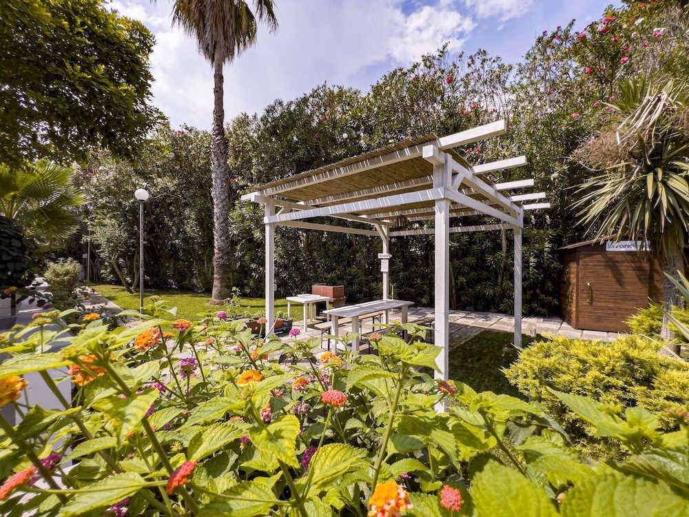Residence Borgo Latino0