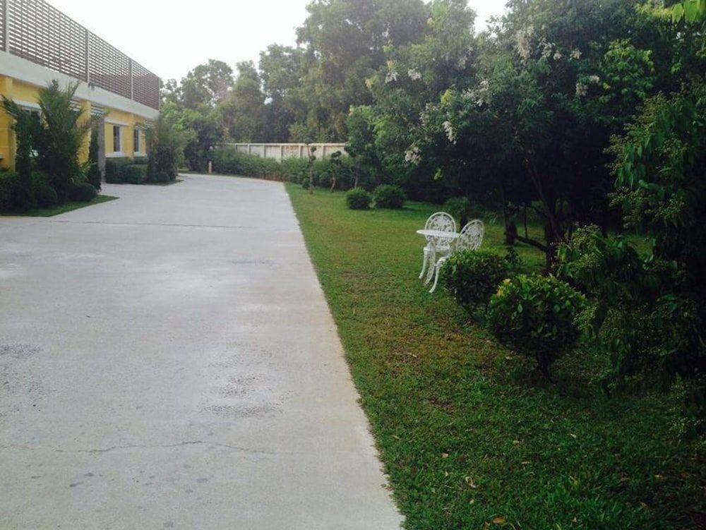Aoon Tawan Resort1