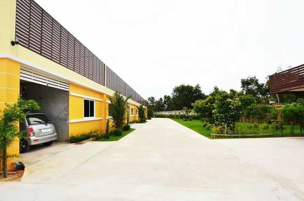 Aoon Tawan Resort2