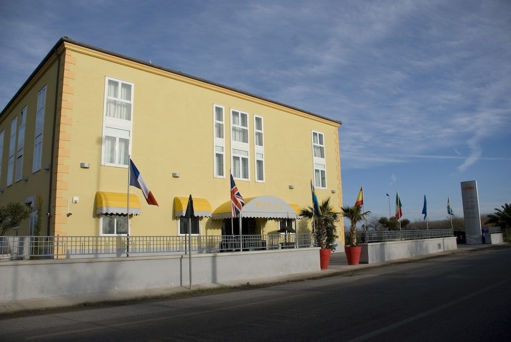 La Isla Resort2