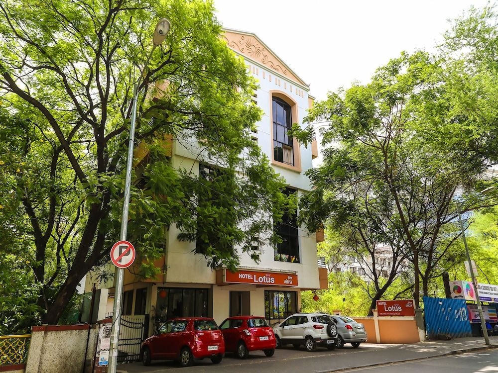 Hotel Lotus2