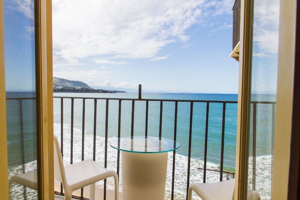 Balcone sul Mare0