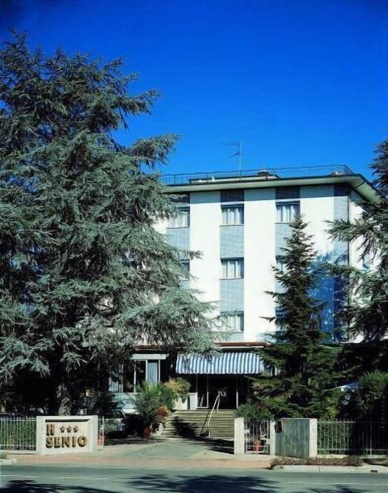 Hotel Senio0