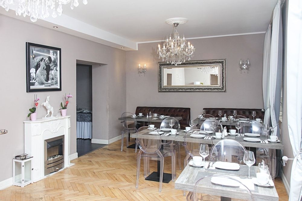 Hotel Lux2