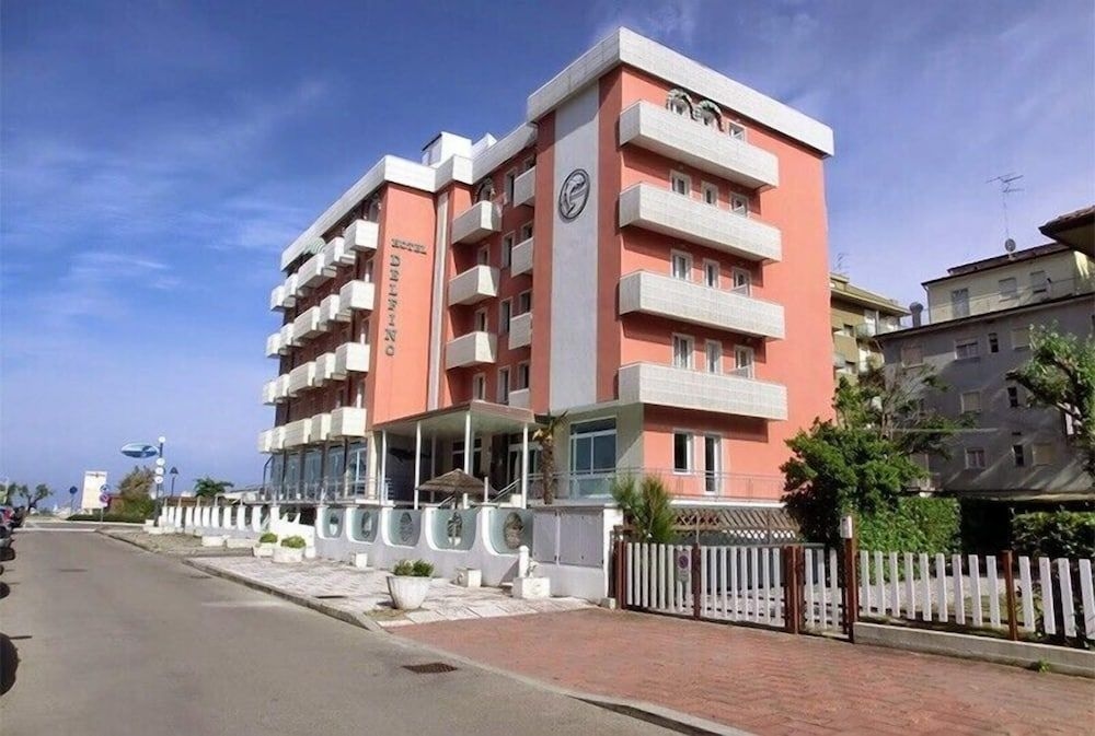 Hotel Delfino0