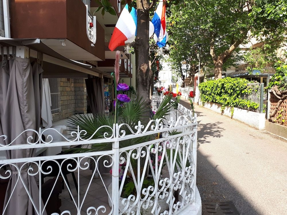 Hotel Emanuela0