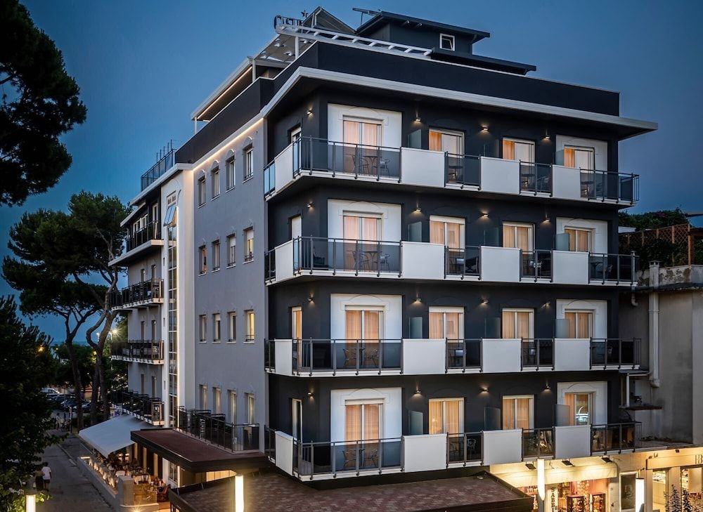 Hotel Mocambo0