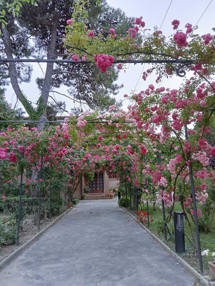 Hotel Villa Pina4