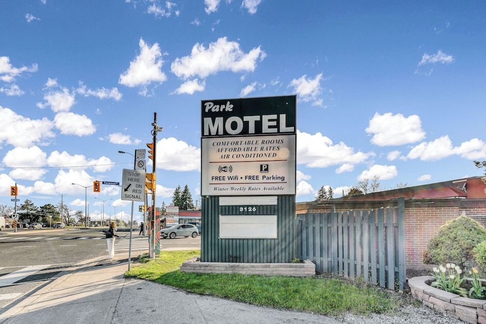 Park Motel3