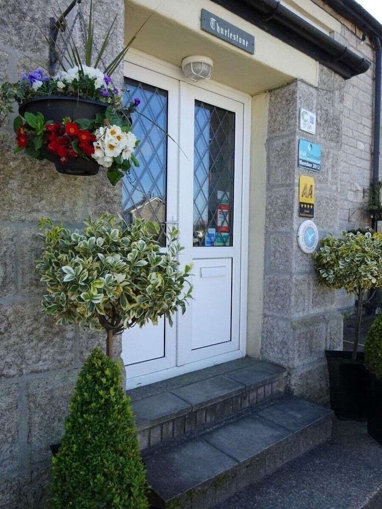 Thurlestone House3