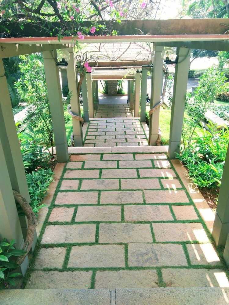 Angsana Oasis Spa & Resort0