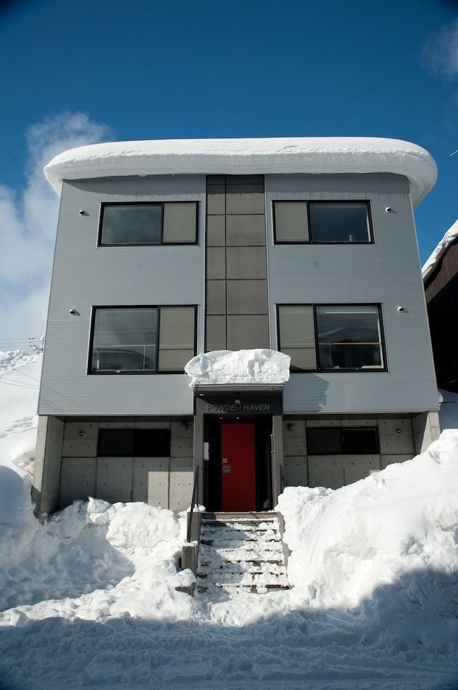 Powder Haven0