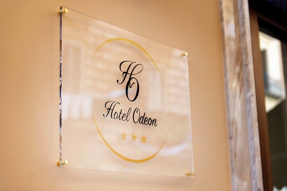 Hotel Odeon0