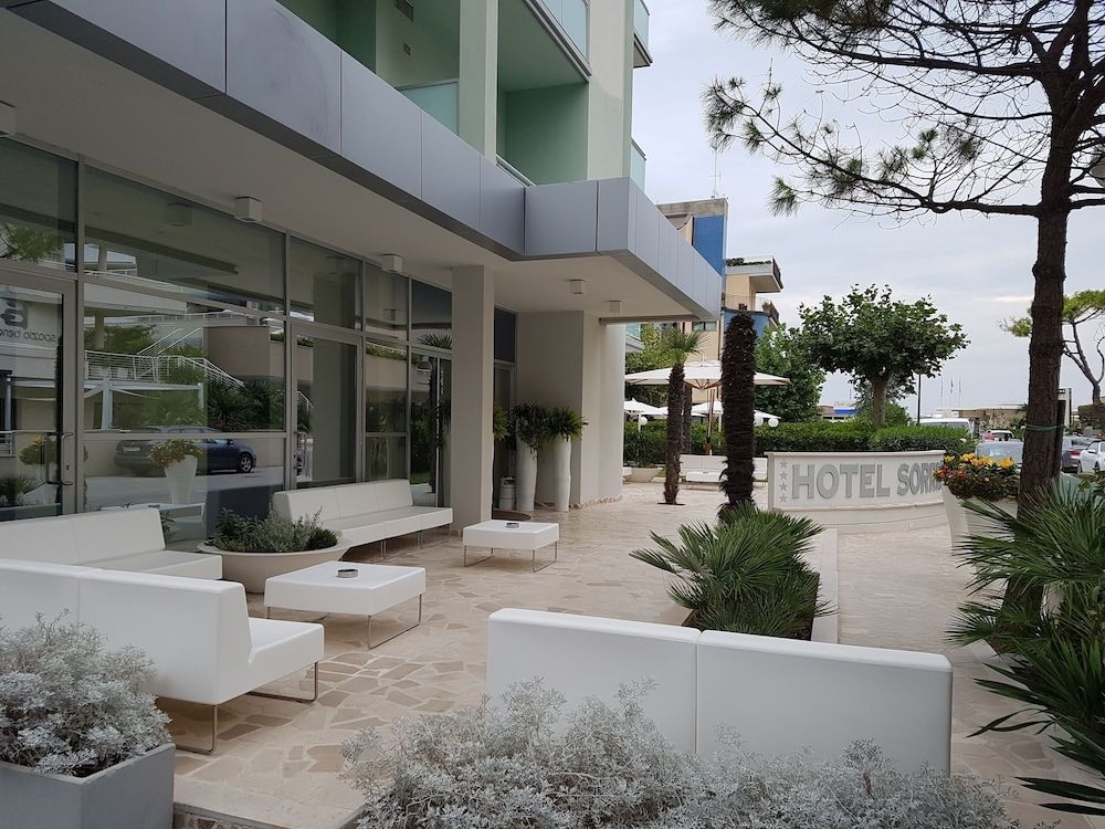 Hotel Sorriso1