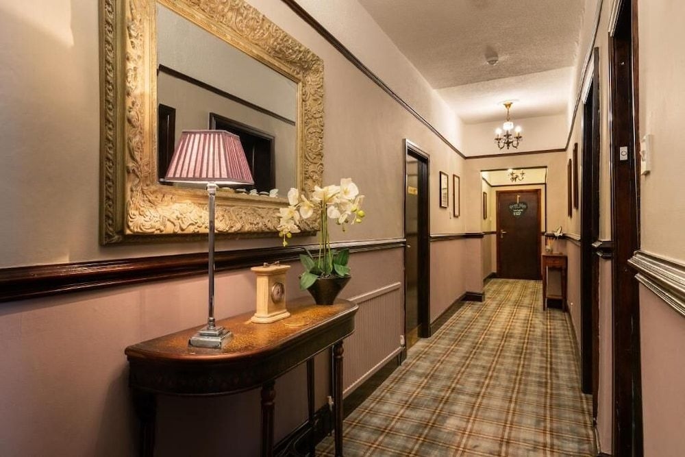 The Swan Hotel0