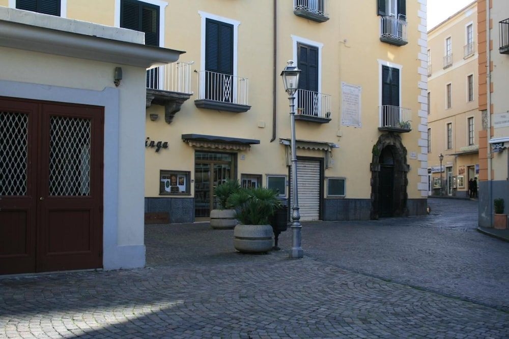 Divina House1
