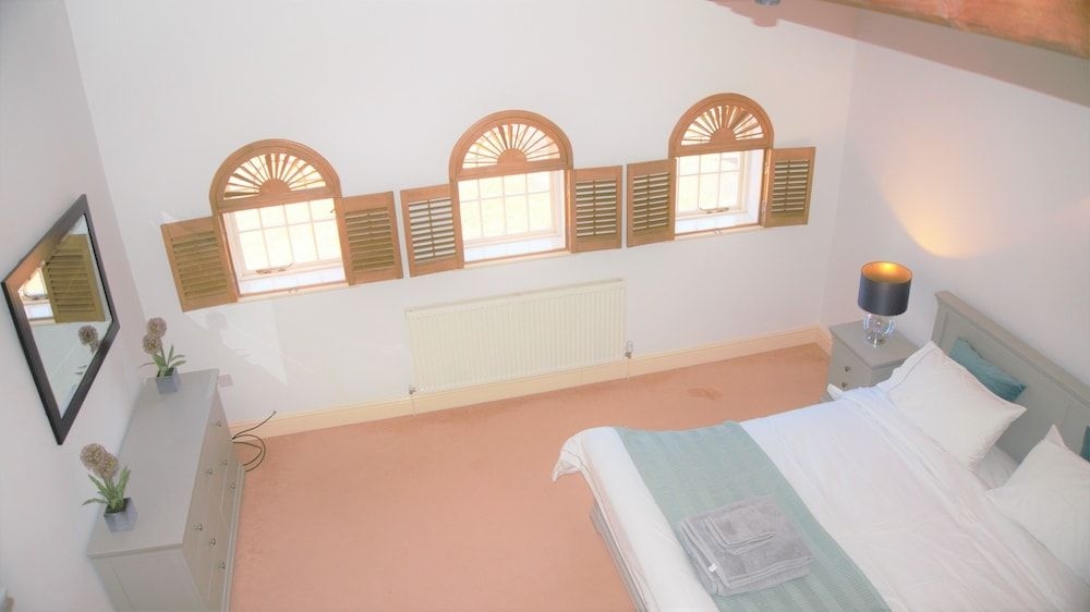 The Coach House0