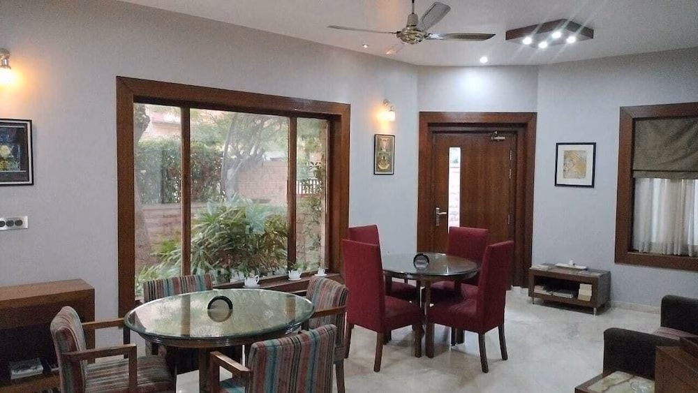 Otara Guest House1