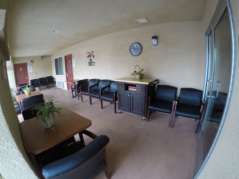 Loma Linda Inn3