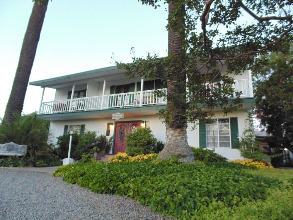 Plantation Bed & Breakfast3