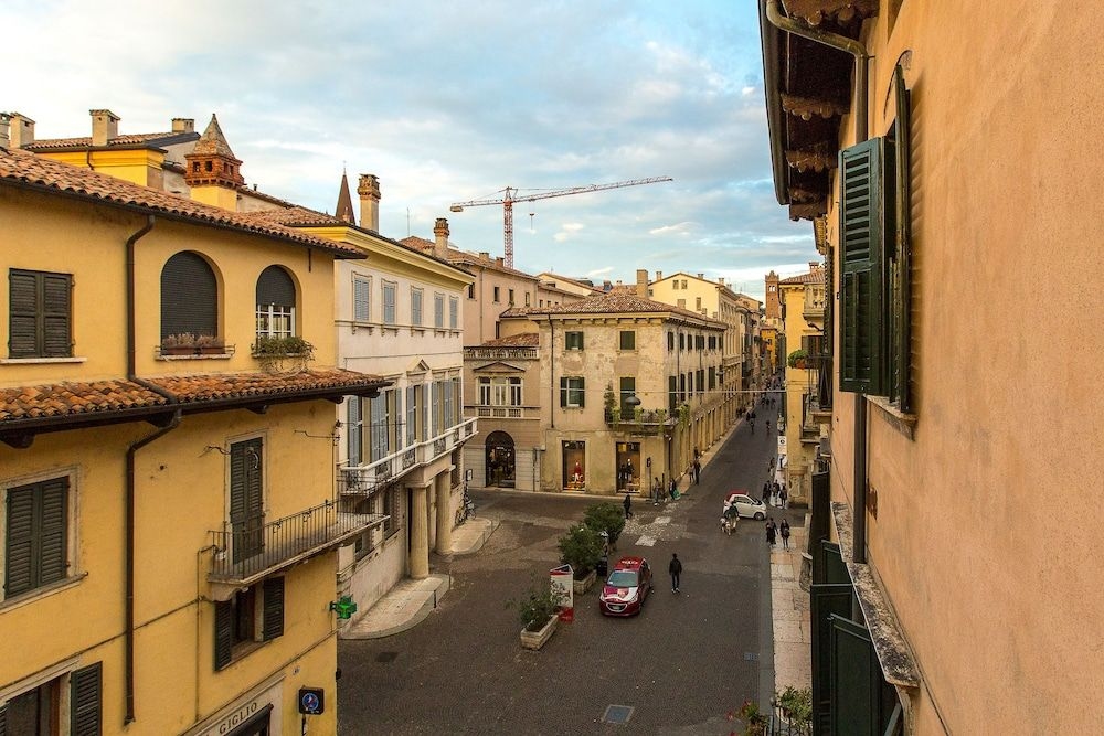 Palazzo Negri4