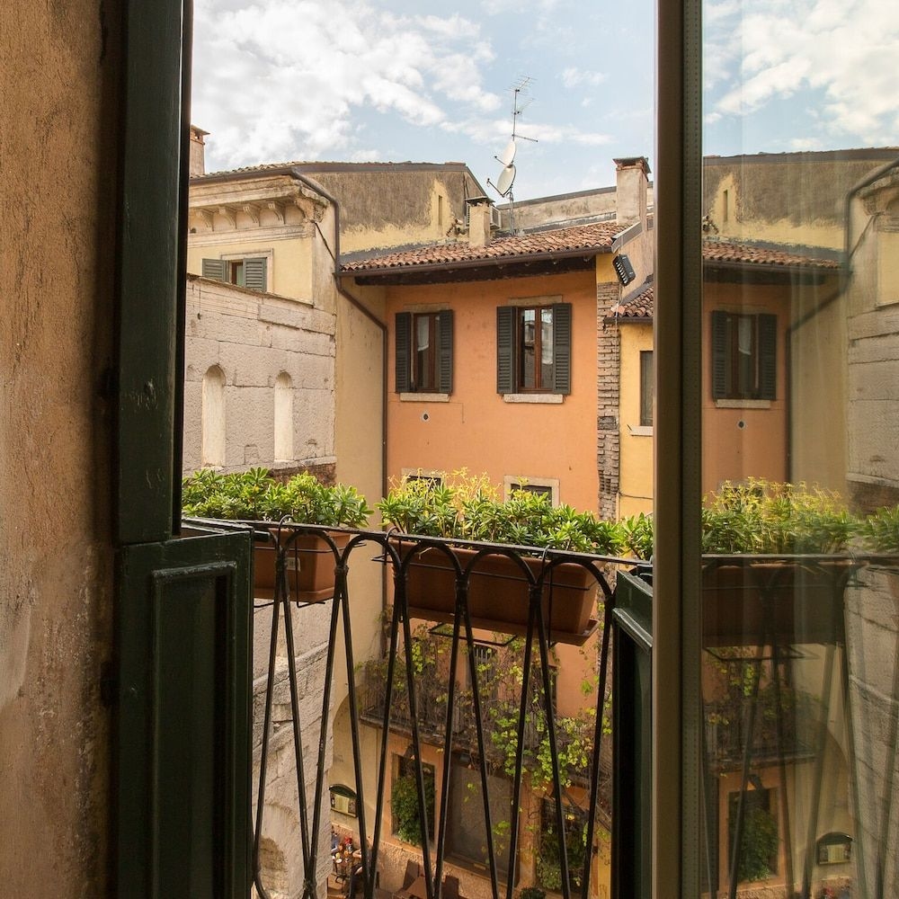 Palazzo Negri3