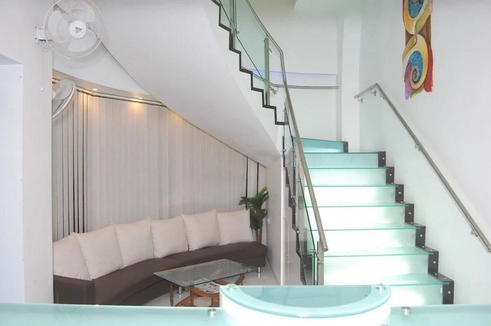 Hotel Apex1